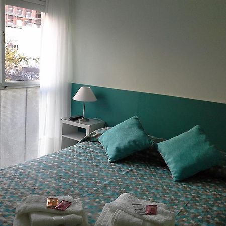 M&A Apartamentos Temporales Bahia Blanca Ruang foto