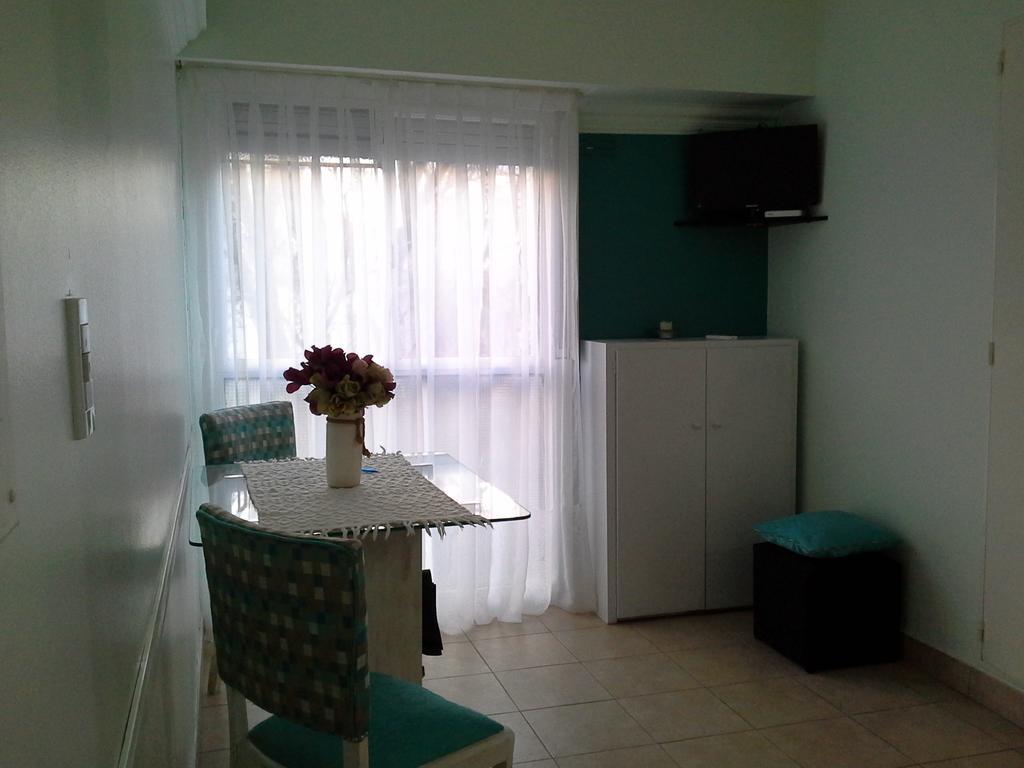 M&A Apartamentos Temporales Bahia Blanca Ruang foto